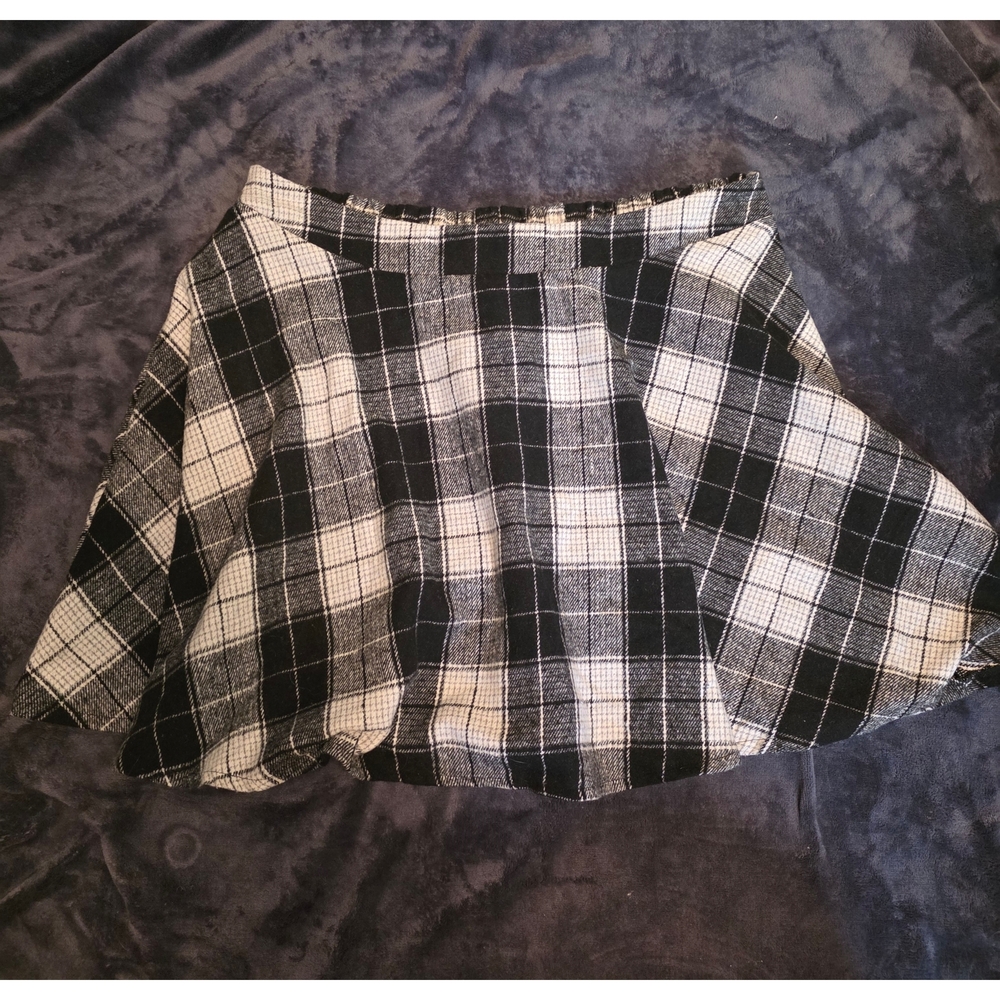 SHEIN Plaid Skirt
